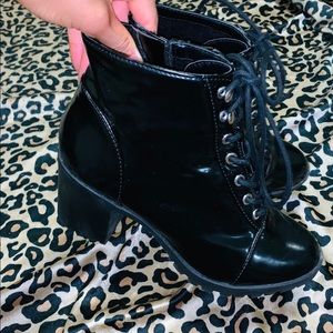 Express Shoes - Black Boots Express Shoes - Black Boots
